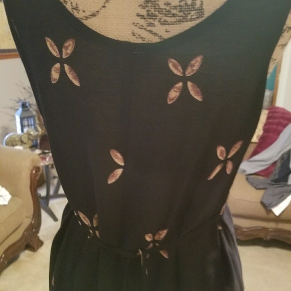 Dress - Picture 4 of 8